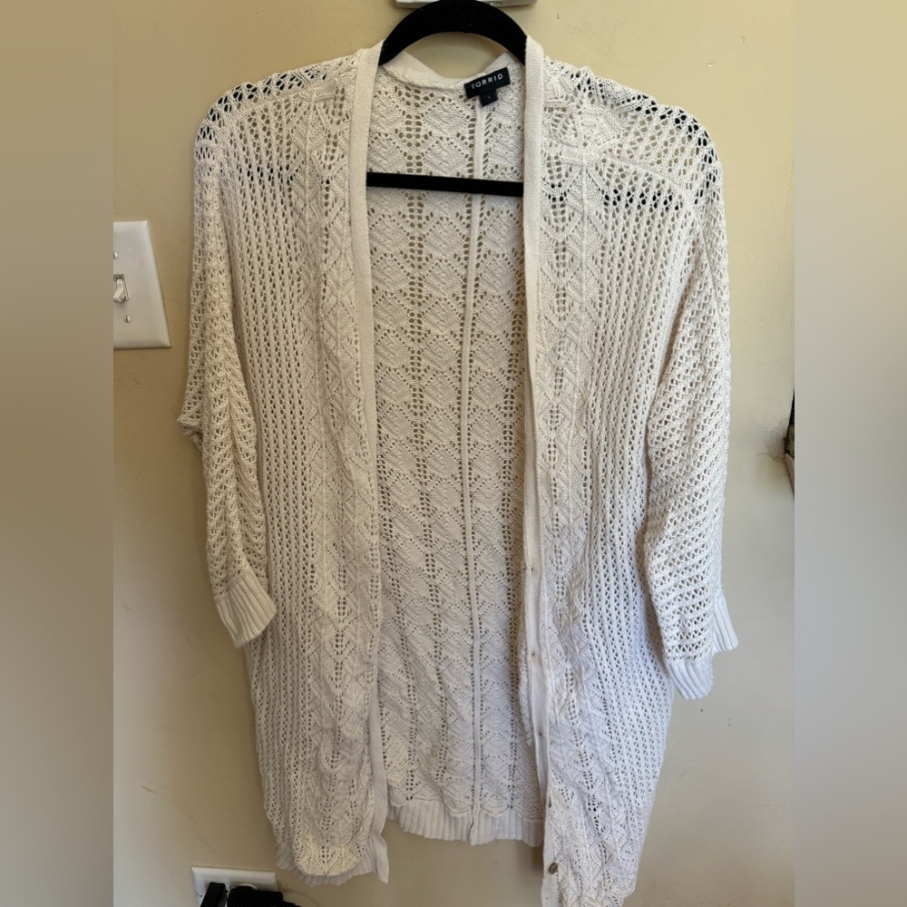 Torrid ivory duster size 2 💎2/$10